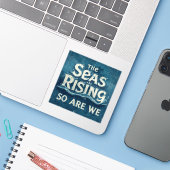 oceaanactivisme 'De Zeeen stijgen - dus Sticker (Laptop met iPhone)