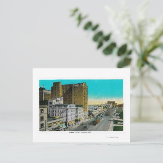Ocean Avenue die naar het oosten kijkt, Long Beach Briefkaart (Staand voorkant)