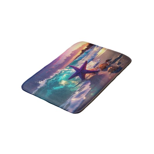 Ocean beach with violet starfish badmat (Gekanteld)