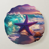 Ocean beach with violet starfish rond kussen (Achterkant)