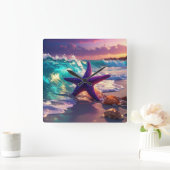 Ocean beach with violet starfish vierkante klok (Huis)