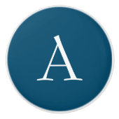 Ocean Blue Plain Elegant Modern Monogram Initiaal Keramische Knop (Voorkant)