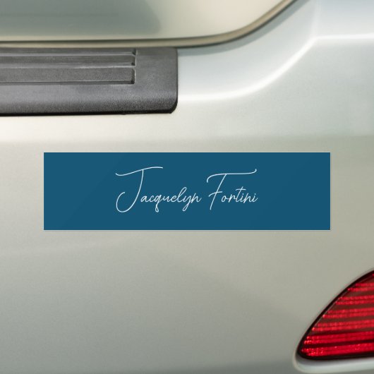 Ocean Blue Plain Elegante minimalistische kalligra Bumpersticker (Op auto)