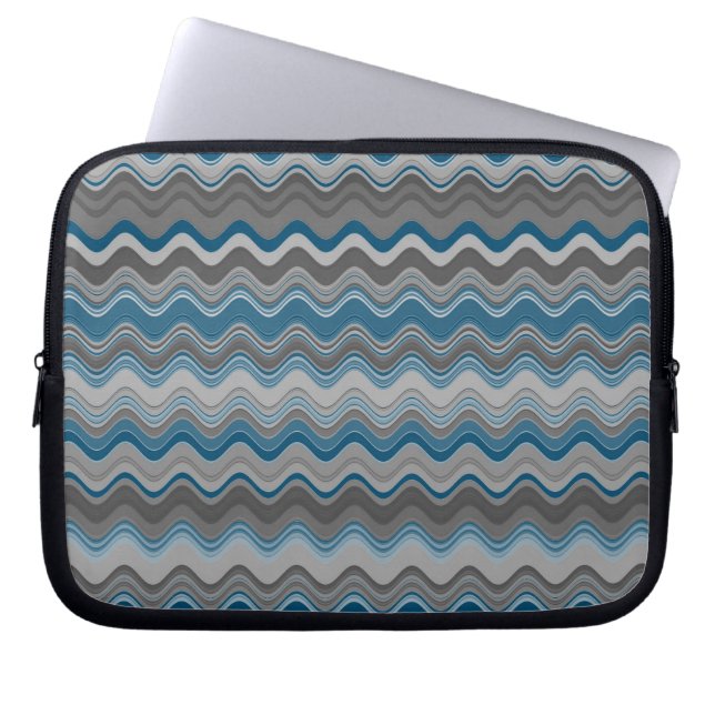 Ocean Blue Silver Grey Wavy Zigzag Pattern Laptop Sleeve (Voorkant)
