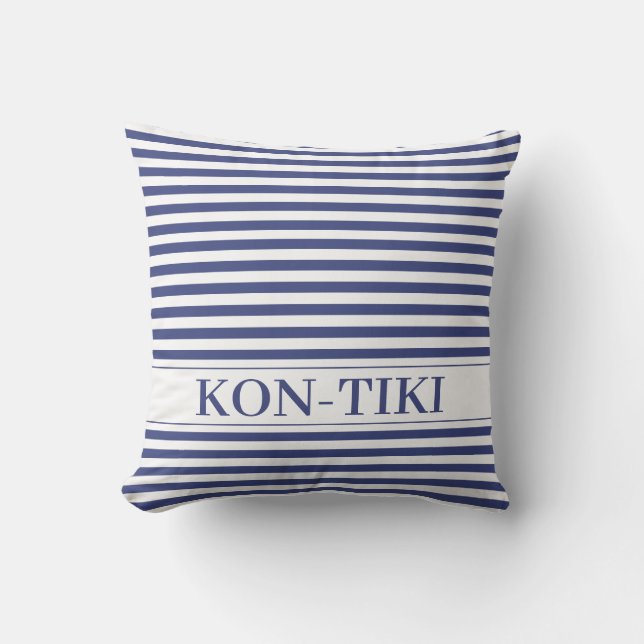 Ocean Blue Stripes Nautical Boat Name. Buitenkussen (Voorkant)