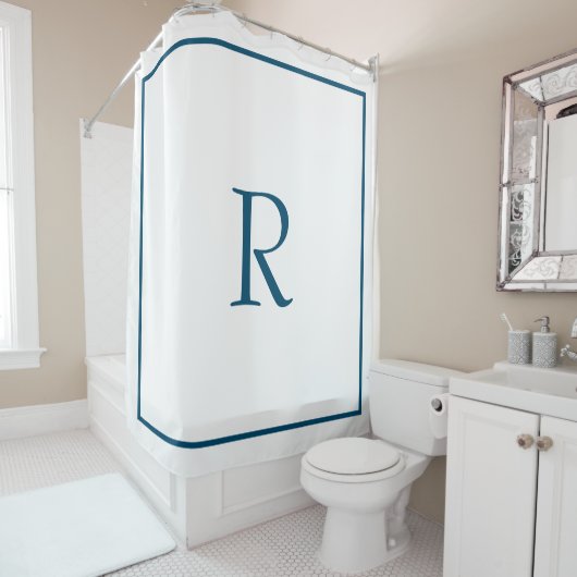Ocean Blue White Monogram Initiaal Aangepaste naam Douchegordijn (In situ)