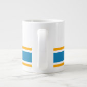 Ocean Blue Yellow Base Racing Stripes op wit Grote Koffiekop (Achterkant)