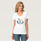 Ocean Breeze & Sunshine" Vrouwen V-Neck T-shirt (Voorkant volledig)
