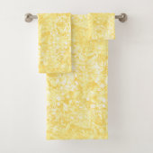 Ocean Bubbles & Current Yellow Towel Set Bad Handdoek (Insitu)