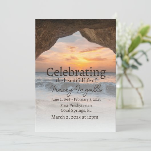 Ocean Cave Beach Celebration of Life Invitation Kaart (Staand voorkant)