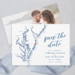 Ocean City Maryland kaart Minimale moderne bruilof<br><div class="desc">Kondig uw kust Ocean City bruiloft in stijl met onze moderne marine blauwe Chesapeake Bay kaart-thema Save the Date kaarten van Zazzle! Met prachtige details en een vleugje kustcharme, vangen deze kaarten perfect de essentie van uw Ocean City, Maryland bruiloft. Met iconische bezienswaardigheden zoals The Grand Hotel, Ocean Pines Yacht...</div>
