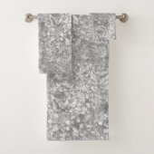 Ocean currents & Bubbles Grey Towel set Bad Handdoek (Insitu)