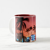 Ocean Drive - Miami Beach Skyline Coffee Mok (Voorkant links)