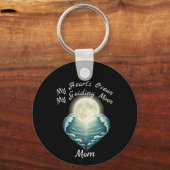 Ocean Heart Guiding Moon Mom Sleutelhanger (Voorkant)