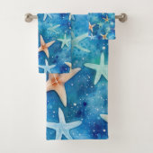 Ocean-Inspired Starfish & Seashells Blue Coastal Bad Handdoek (Insitu)