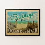 Ocean Isle Beach Jigzaag Puzzle Vintage Travel Legpuzzel<br><div class="desc">Deze groeten van Ocean Isle Beach  briefkaart ontwerpen een zandig strand met een prachtig turquoise oceaanwater en boven het zee,  een blauwe hemel met blauw witte wolken. In de klassieke reisstijl.</div>