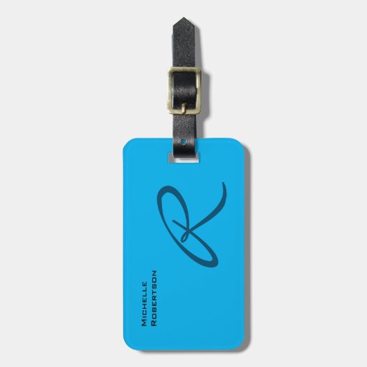 Ocean Sky Blue Modern Plain Monogram Professional Bagagelabel (Voorkant verticaal)