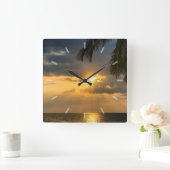 Ocean Sunset met Palm Tree Fronds Vierkante Klok (Huis)