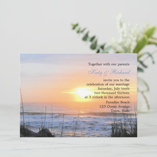Ocean Sunset Wedding Uitnodiging (Staand voorkant)