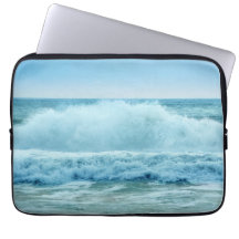 Ocean Wave Crashing