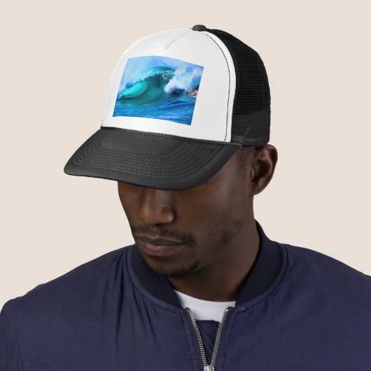 Ocean Wave Trucker Pet (In situ)