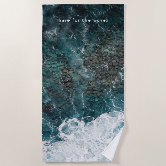 Ocean waves in dark teal, customizable strandlaken (Voorkant)