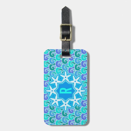 Ocean Waves Nautical Beach Starfish Monogram blauw Bagagelabel (Voorkant verticaal)