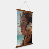 Ocean Whisper Moment Coastal Portrait Art Hangend Wandkleed (Gebogen)