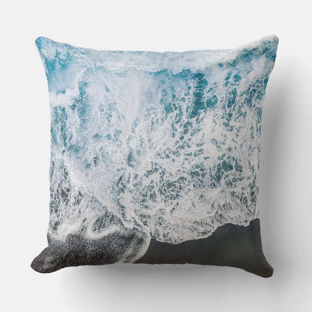 Oceanic Serenity Beach Water Pillow Kussen (Voorkant)