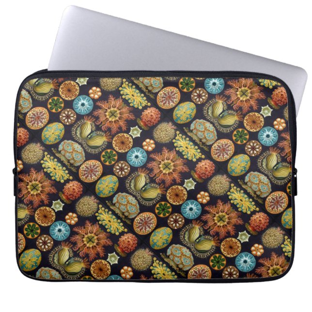 Oceanic Wonders van Ernst Haeckel Laptop Sleeve (Voorkant)