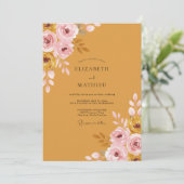 Ochre Ranunculus Eucalyptus Bruiloft Kaart (Staand voorkant)