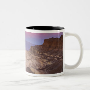 Ochtend eerste licht op Zabriskie Point en 2 Tweekleurige Koffiemok