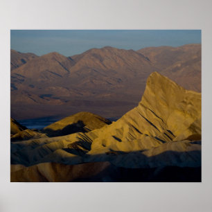 Ochtend eerste licht op Zabriskie Point en 3 Poster