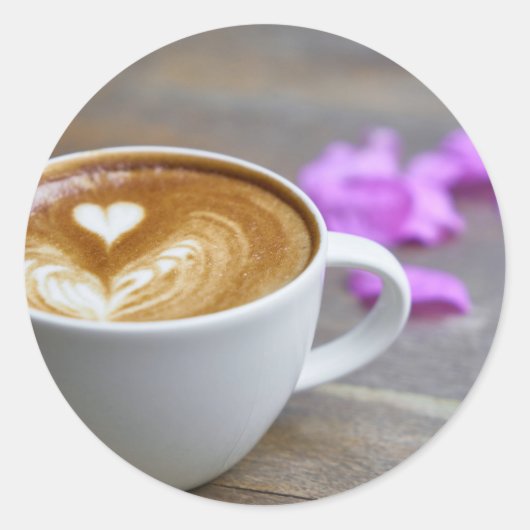Ochtendbeker Latte met hartvormig schuim Ronde Sticker (Voorkant)