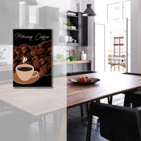 Ochtendkoffie, koffiebonen en koffiekopje