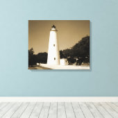 Ocracoke vuurtoren canvas afdruk (Insitu (Houten vloer))