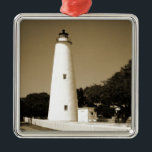 Ocracoke vuurtoren metalen ornament<br><div class="desc">Ocracoke vuurtoren</div>