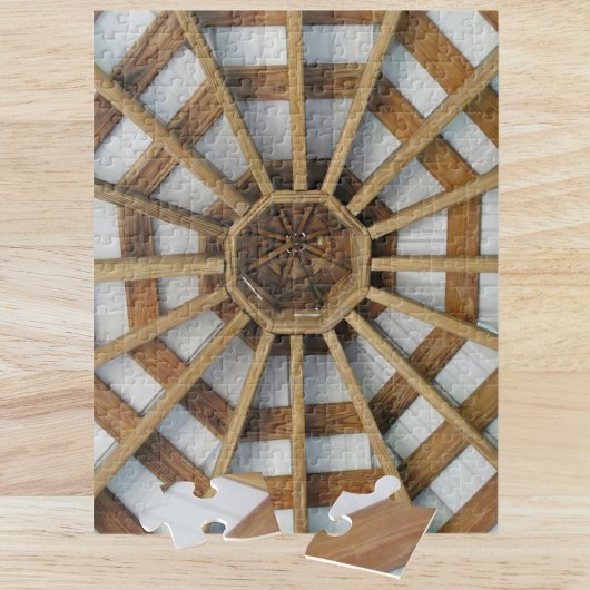 Octagon of Wood and White Architecture Detail Legpuzzel