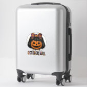 October Girl Pompoen Boog Halloween Vector Ontwerp Sticker (Koffer)