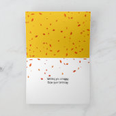 October Verjaardag Kitten die naar een herfstblad  Kaart (Binnen)