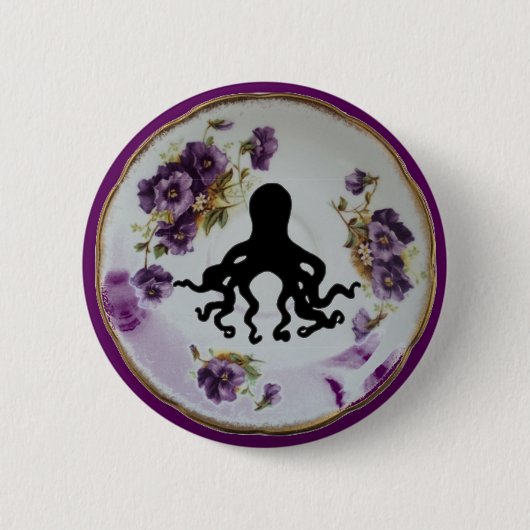 Octopus in een Teacup Saucer ~ Pin Badge Button (Voorkant)