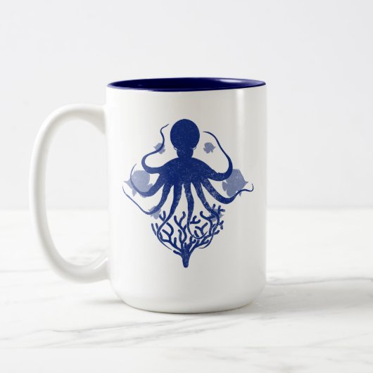 Octopus (light background) tweekleurige koffiemok (Links)
