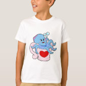 Octopus met hartbeker.PNG T-shirt (Voorkant)