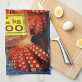 Octopus Tako た Tsukiji Fish Market, Tokyo, Japan Theedoek (Quarter Fold)