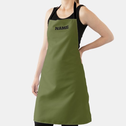 OD Green cooking apron with custom name Schort (Insitu)