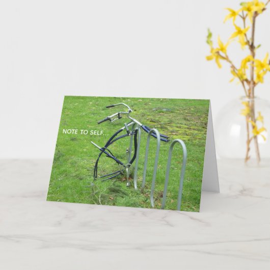 Oddball Off The Wall Verjaardag Kaart (Gele Bloem)