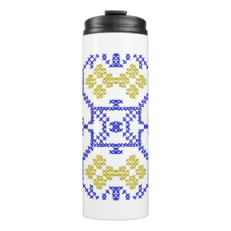 Oekraïens borduurwerk in de kleuren van de Oekraïe Thermosbeker