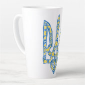 Oekraïens nationaal embleem trident tryzub etnical latte mok (Linkerhoek)