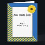 Oekraïense Birthday Kaart<br><div class="desc">Blauwe en gele kaart met een zonnebloem en een plekje om je eigen foto te uploaden. Gelukkige verjaardag binnen.</div>