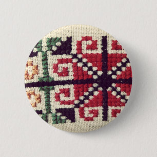 Oekraïense borduurvrouw ronde button 5,7 cm